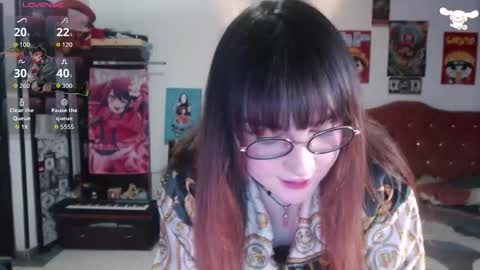 Snapshot of avril2809 chatting on October 3, 2:43 am Abril online show from October 3, 2:43 am
