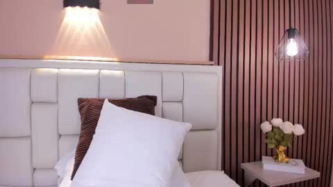 Avy  online show from March 26, 12:21 pm