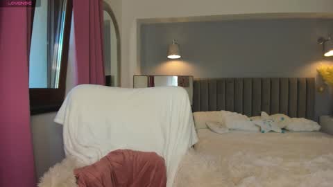 Jolie online show from September 14, 7:21 am