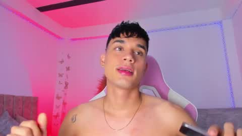 AXEL online show from May 18, 11:49 am