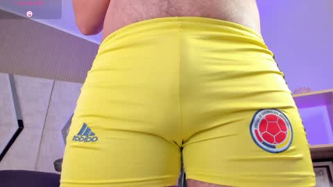 axel_grey_ online show from April 2, 1:51 pm