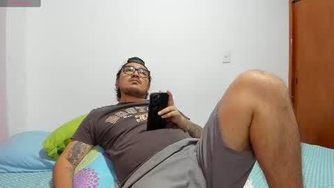 axel_hornyy online show from July 15, 5:45 am