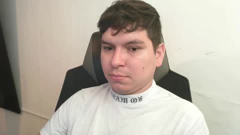 Axel online show from April 20, 1:25 pm