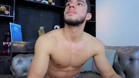 Axel  online show from March 31, 9:48 pm