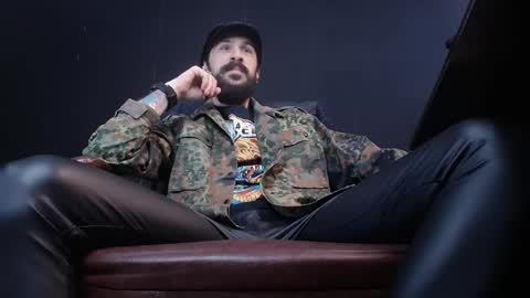 AxelColton online show from February 19, 6:22 am