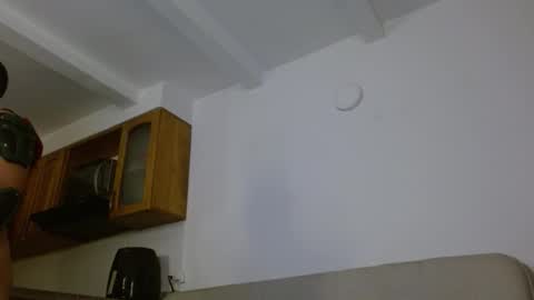 axellblue online show from March 9, 2:27 am