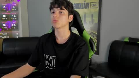 Axel Raven online show from December 18, 5:31 pm