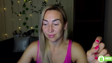 Jully online show from September 15, 5:36 pm