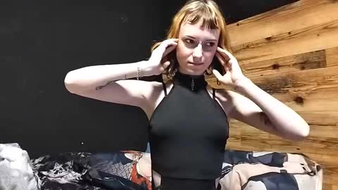 Snapshot of ayannapoellinetz chatting on October 20, 4:28 am Eva online show from October 20, 4:28 am