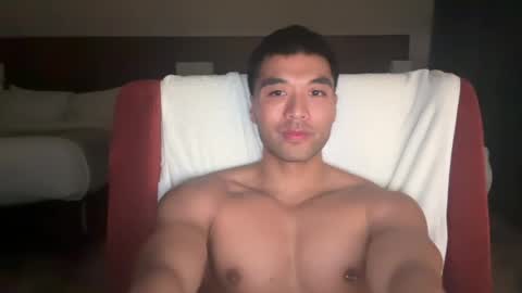 KogaNovaXXX online show from May 18, 4:07 am
