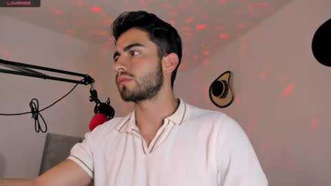 AYDAN STIVEN OF AYDANSTIVEN online show from March 6, 9:09 pm