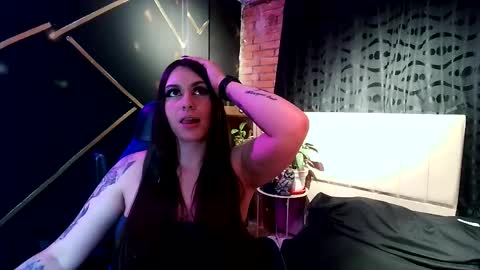nany online show from June 5, 6:52 am