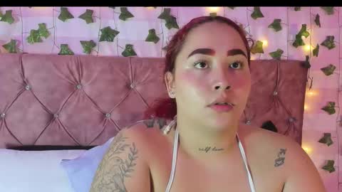 aylamarttinez online show from February 3, 1:35 am