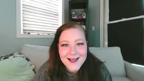 Ayla Sumner online show from February 19, 2:05 pm