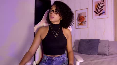 Ayleen online show from September 14, 1:23 pm