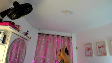 aynara_kiss online show from September 19, 6:06 am