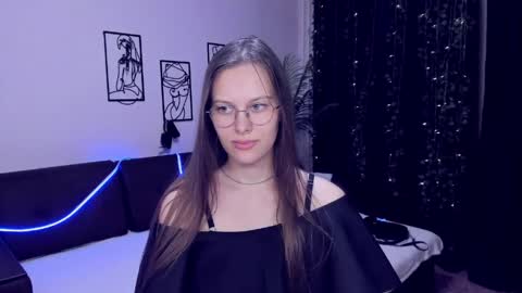 AyumiCherry online show from April 15, 4:43 pm