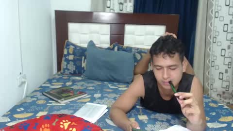 Aziel Pantoja online show from October 24, 10:54 pm