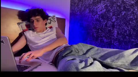 nice boy online show from October 7, 7:04 am