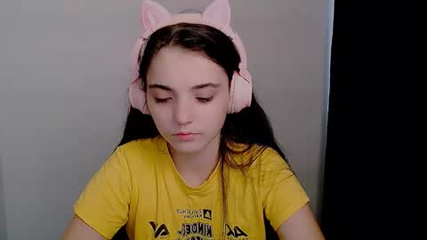 azumi_chan_ online show from September 9, 11:54 am