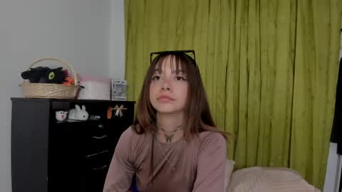 azumi saan online show from April 18, 2:35 am