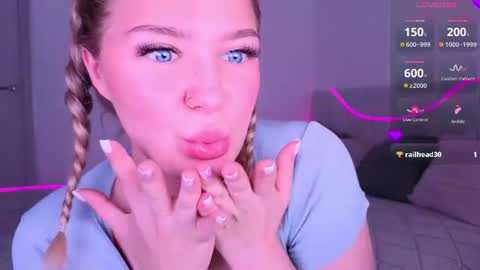 Bella Wooowww online show from July 10, 9:58 am