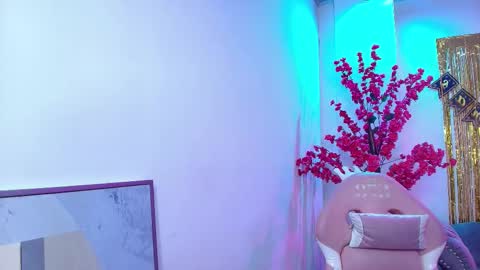 babe_kiitty online show from December 14, 12:22 pm