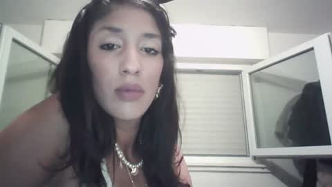 baby_ass_ online show from July 3, 3:00 am