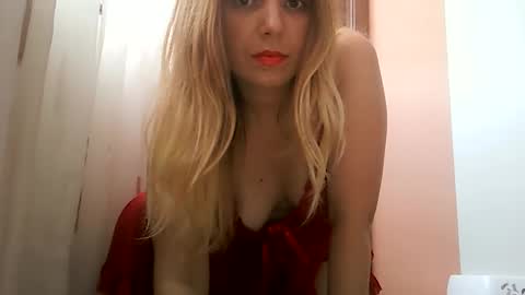 Baby Blonde online show from October 5, 11:07 am