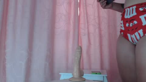 zaleya online show from April 18, 7:07 pm