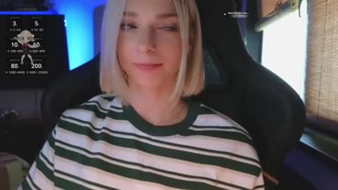 Snapshot of baby_gopn1k chatting on October 7, 5:03 am baby gopn1k online show from October 7, 5:03 am