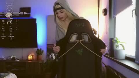 Snapshot of baby_gopn1k chatting on February 10, 8:09 am baby gopn1k online show from February 10, 8:09 am