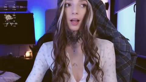 Snapshot of baby_gopn1k chatting on February 26, 5:03 am baby gopn1k online show from February 26, 5:03 am