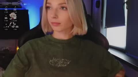 Snapshot of baby_gopn1k chatting on September 9, 4:56 am baby gopn1k online show from September 9, 4:56 am