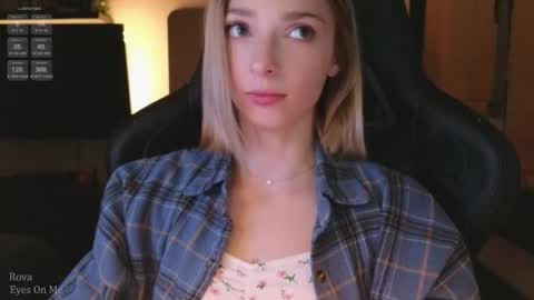 baby gopn1k online show from December 22, 5:03 am