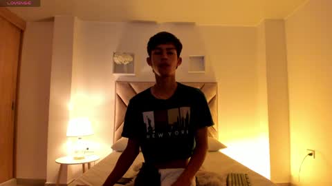 baby_noaht online show from June 1, 1:45 pm