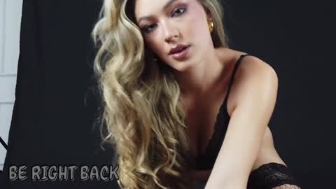  Baby Sammyy  online show from October 26, 7:57 pm