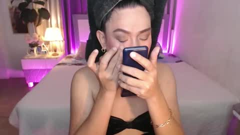   AMANDA  online show from March 26, 7:02 am