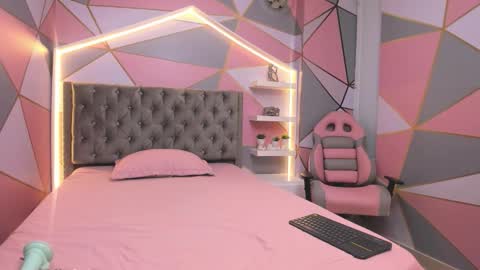 ANGEL online show from November 8, 3:42 am