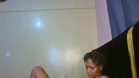 babybrown online show from April 14, 8:06 am