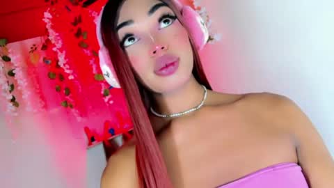 babycharol01 online show from July 12, 8:39 am