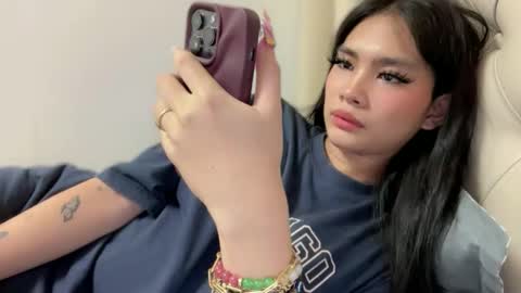 babyclarats online show from January 13, 6:21 am