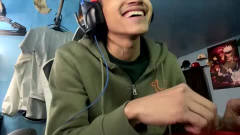 babyD online show from December 7, 5:10 am