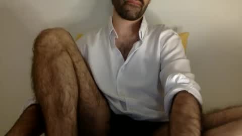 Snapshot of babyhardy chatting on October 25, 10:43 pm Tom A.    online show from October 25, 10:43 pm
