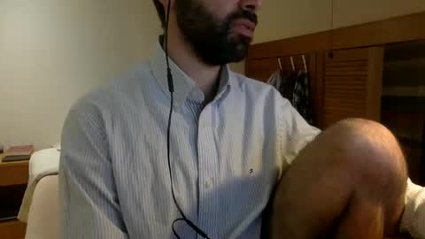 Snapshot of babyhardy chatting on February 27, 12:12 pm Tom A.    online show from February 27, 12:12 pm