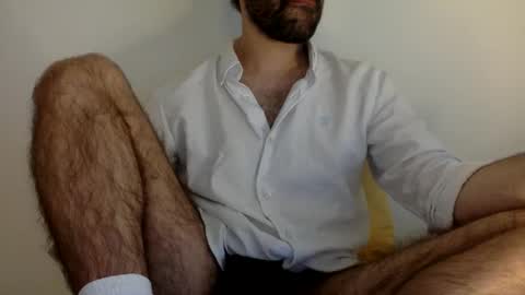 Snapshot of babyhardy chatting on September 27, 3:21 pm Tom A.    online show from September 27, 3:21 pm
