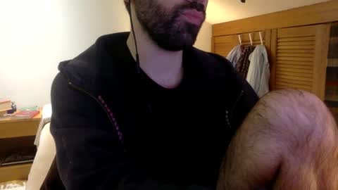 Snapshot of babyhardy chatting on February 25, 11:48 pm Tom A.    online show from February 25, 11:48 pm
