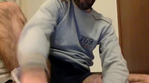 Snapshot of babyhardy chatting on February 14, 11:31 pm Tom A.    online show from February 14, 11:31 pm