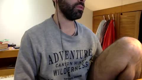 Snapshot of babyhardy chatting on January 25, 1:52 pm Tom A.    online show from January 25, 1:52 pm
