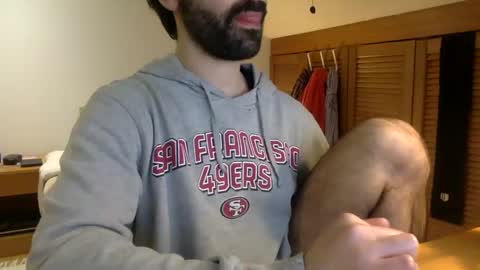 Snapshot of babyhardy chatting on January 6, 7:56 pm Tom A.    online show from January 6, 7:56 pm